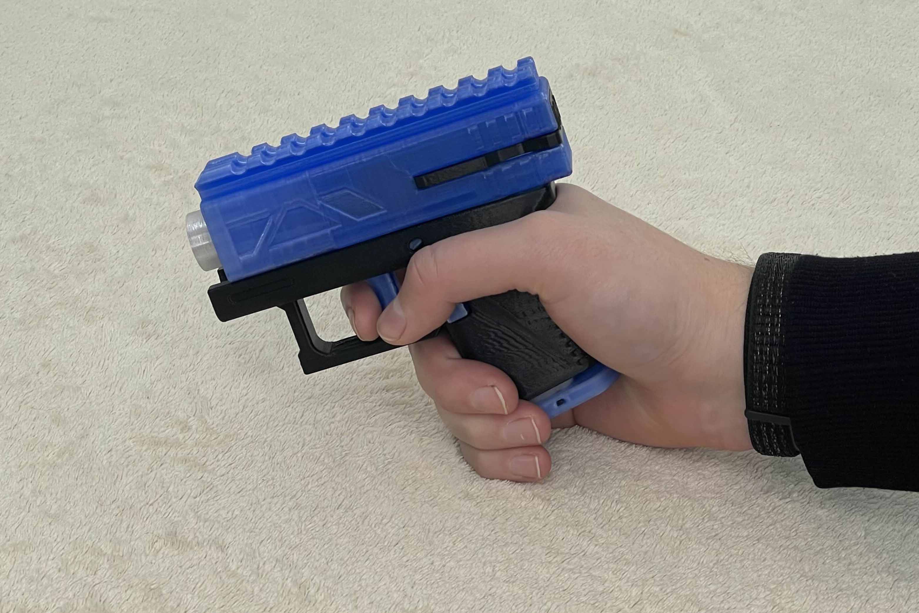 Functional plastic pistol model
