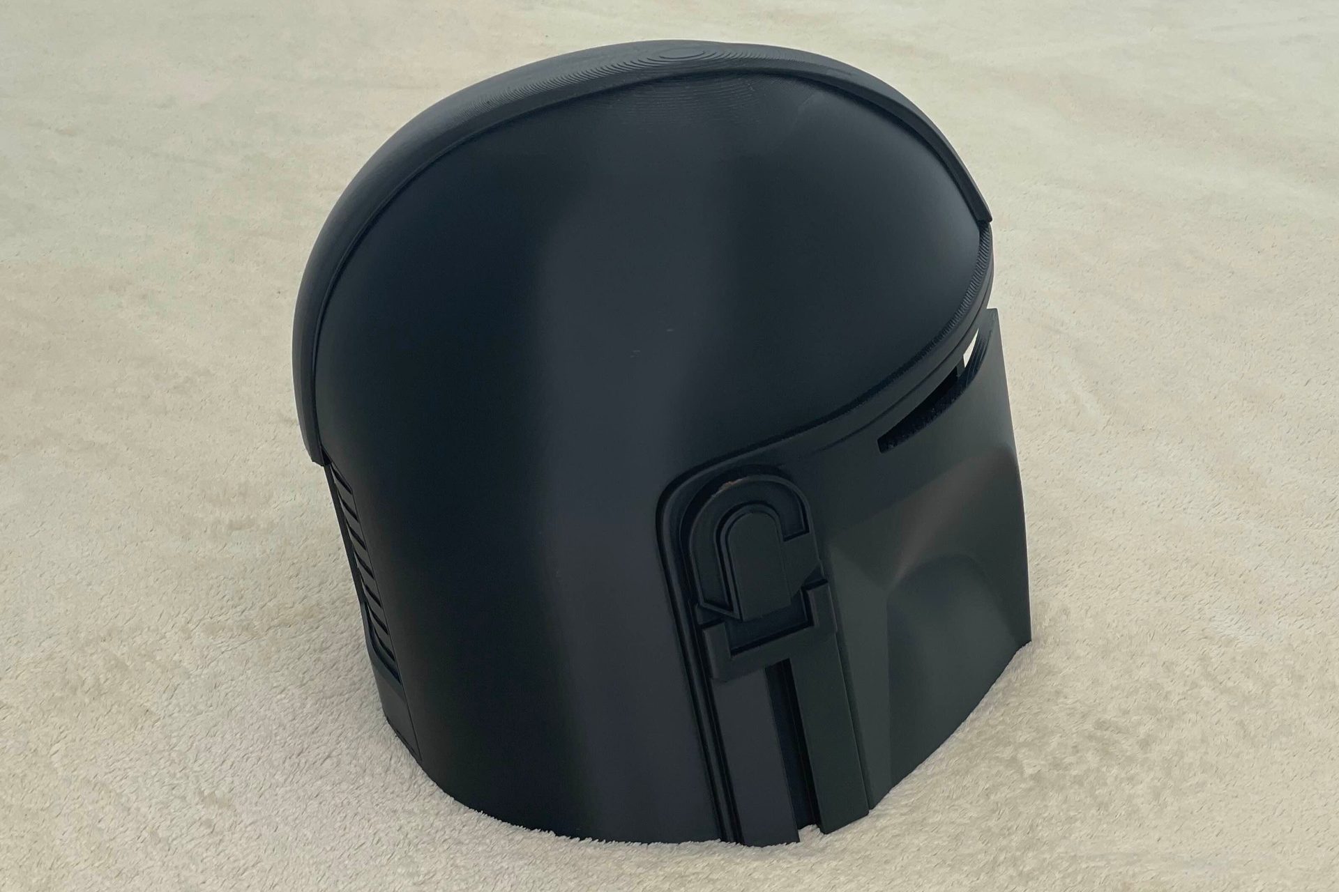 The Mandalorian Din Djarin helmet